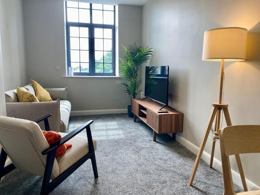 Chic Mill Conversion Beside Piece Hall & Eureka! Halifax Extérieur photo